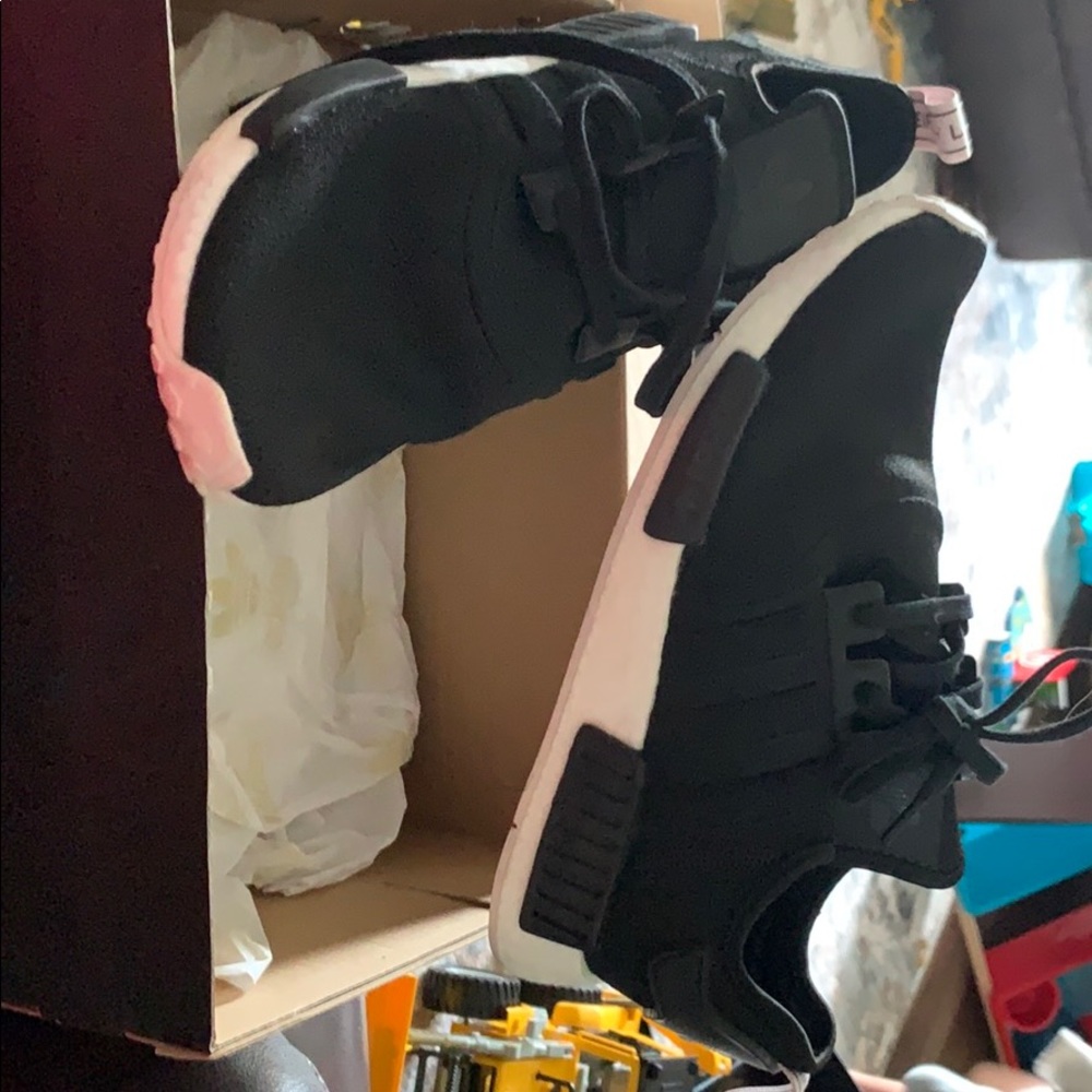 Adidas NMD R1 Women Size 10.5